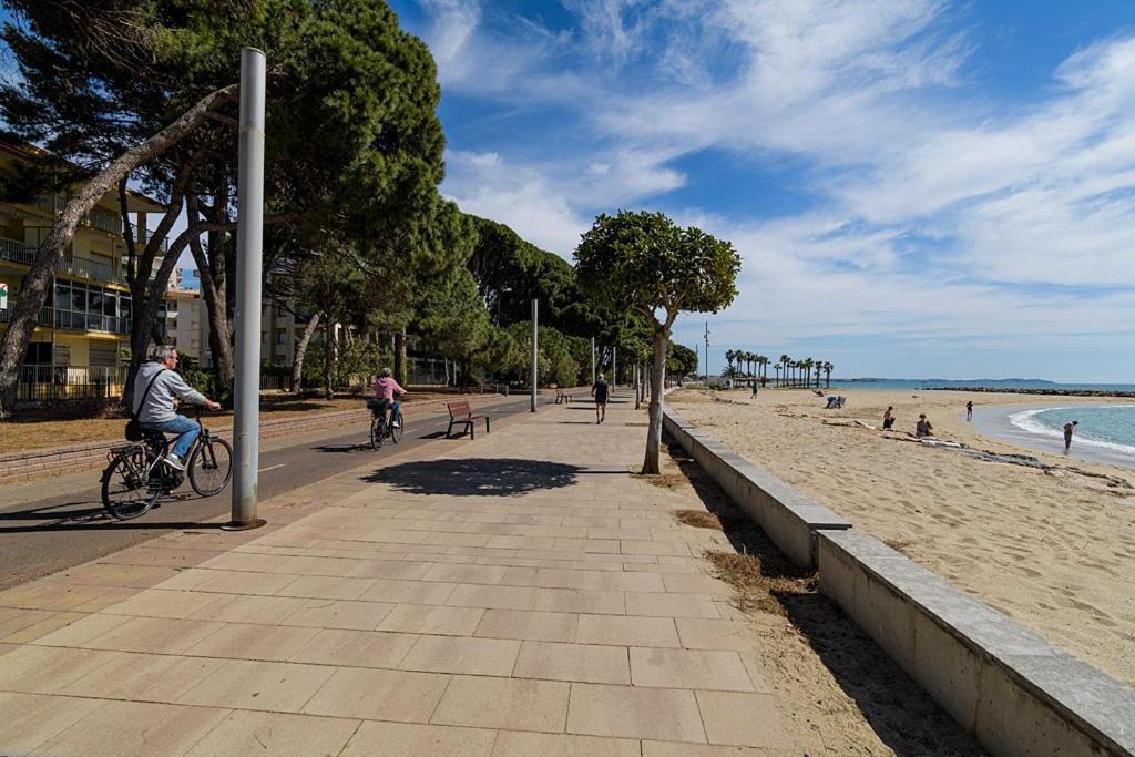Vitaly Beach Cambrils Eksteriør bilde